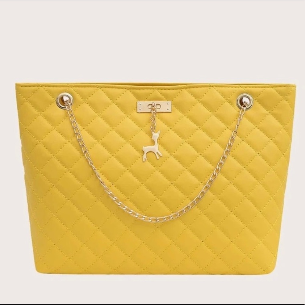 ¡SOLD! Quilted Yellow Bag